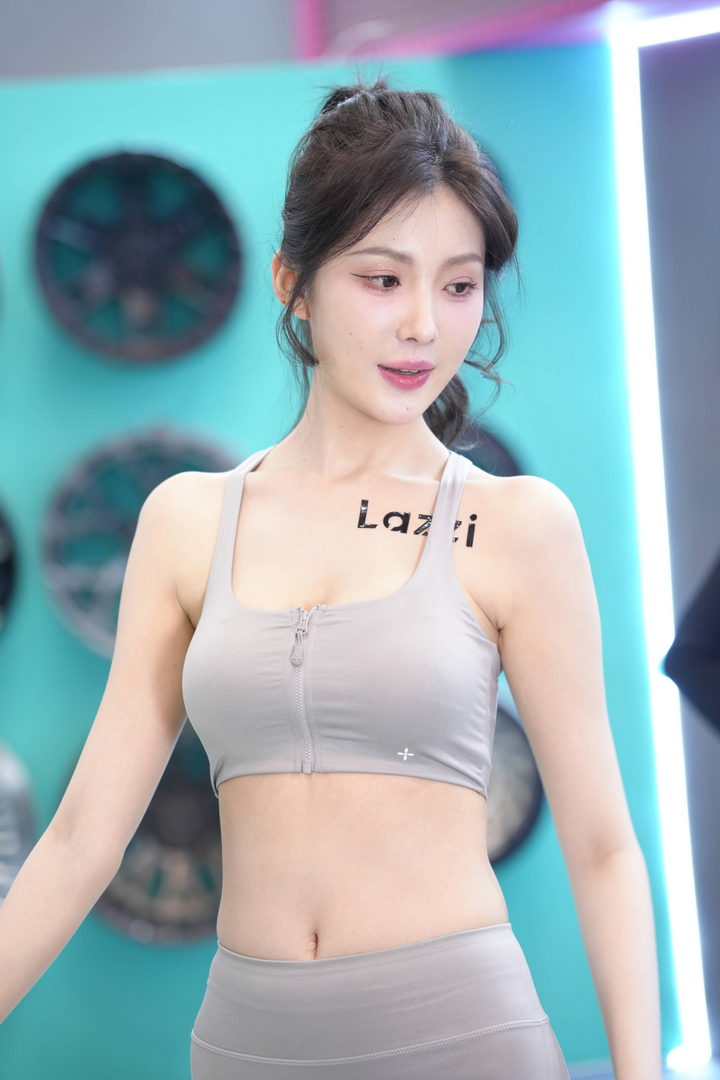 图片[2]-QD4532 套图55张+视频-神兽街拍