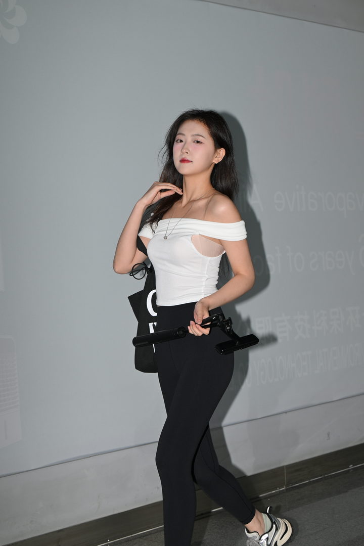 QD5020 套图73张-神兽街拍