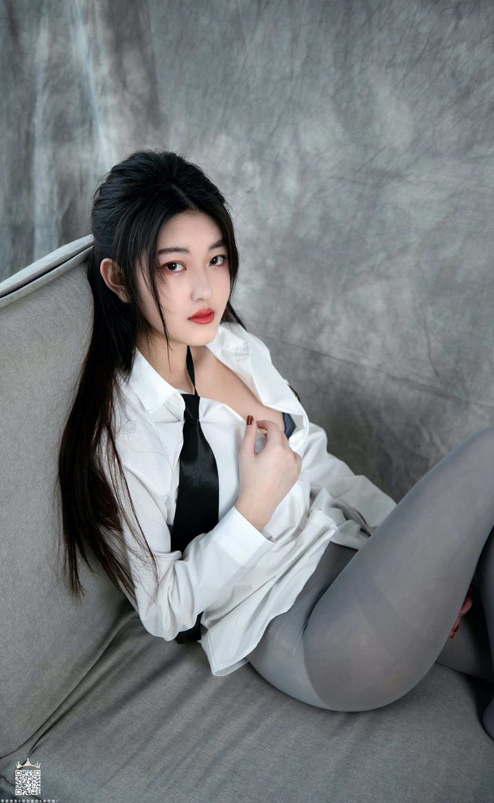 图片[3]-QB1818 套图44张-神兽街拍